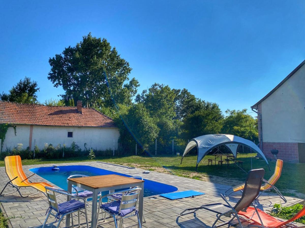 River House - Luxury House On The Border Of The Tisza River Arokto Exterior foto